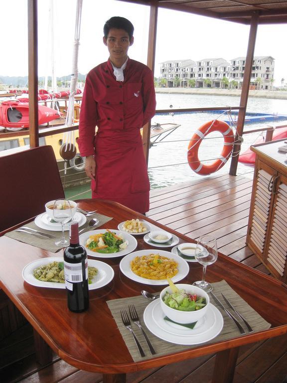 Life Heritage Resort - Ha Long Bay Cruises Hạ Long Restaurant foto